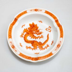 Meissen ashtray with Chinese dragon