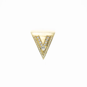 Gold pendant with diamonds